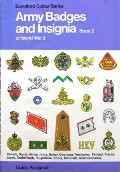 Book cover of Army Badges and Insignia of World War 2 by ROSIGNOLI, Guido